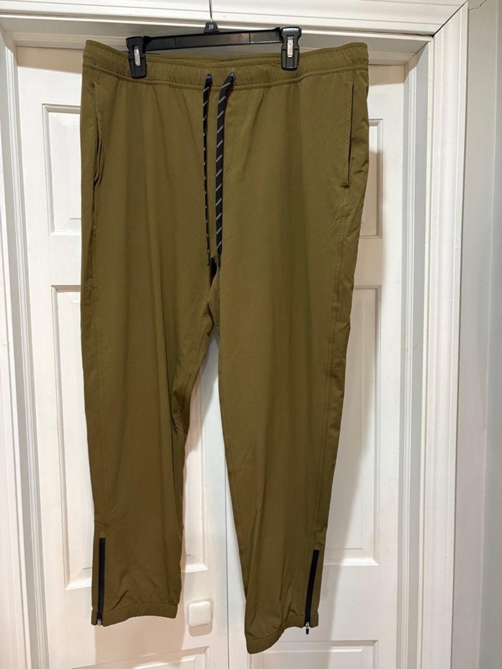 Outerknown sz XL olive green drawstring waist active pants